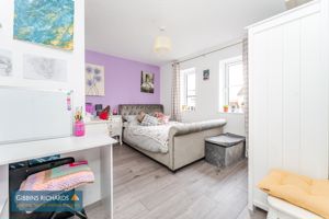 Bedroom- click for photo gallery